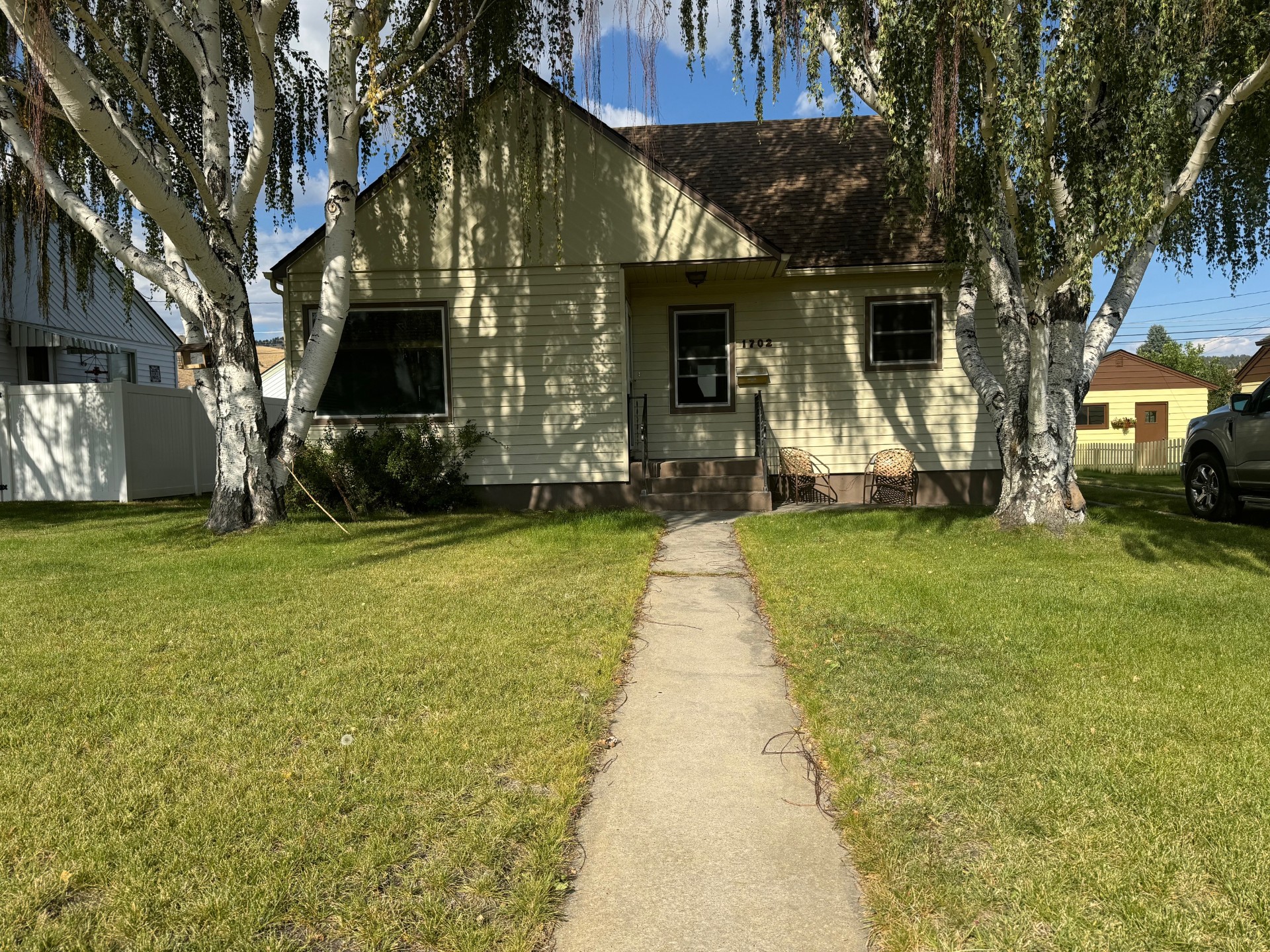 Property main image