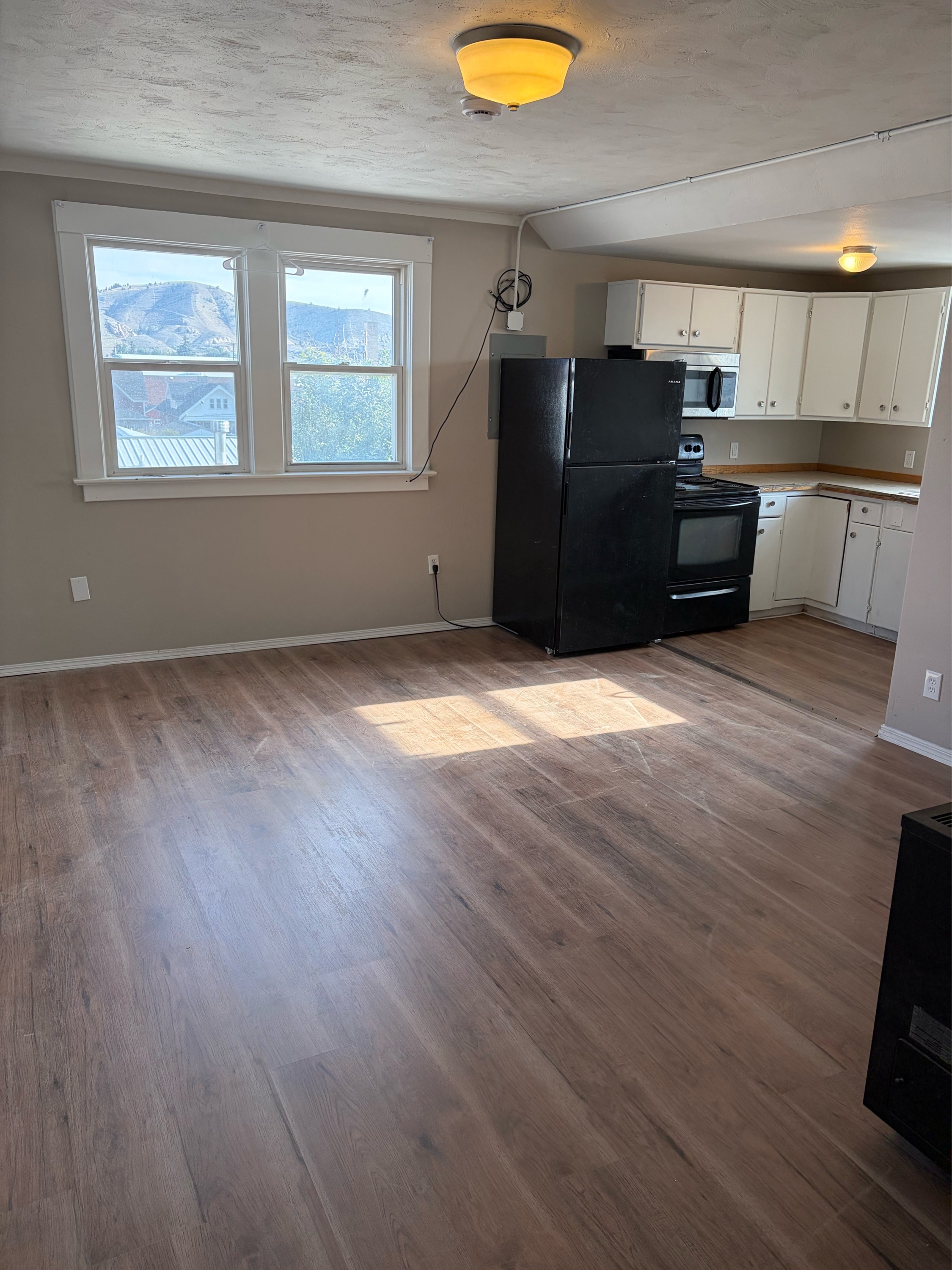 421 Oak Street - 3